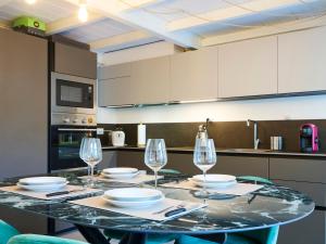 Design Loft with Private Garden - Portello