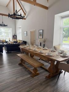 Yr Hen Ysgol- The Old Primary School