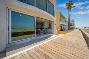 Ocean Views in Long Beach