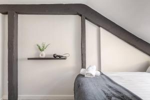 2-Bed Apartment with Sofa Bed, Sleeps up to 6, Perfect for Groups & Familie