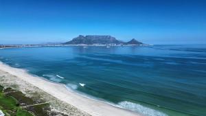 Mountain and Oceanview at Blouberg