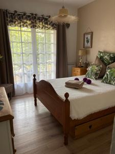 B&B / Chambres d'hotes Chambre Boheme chic avec jacuzzi : photos des chambres