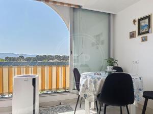 Chez Cesar Climatisé, vue mer, ascenseur et garage by LaConciergerie13