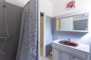 Villa Les Chênes Verts by Halldis