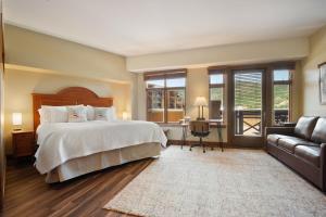 Unequalled Ski in Out Location Next to Gondola, Hotel Room, Pool, Hot tubs, Condo Nast Winner C202A