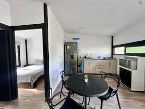 Cabaña Familiar Rio Piscina Descanso Naturaleza 2habitaciones 5 personas