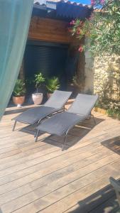 Charmante maison de ville en pierre avec piscine