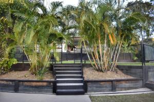 Huge Hidden Hinterland Estate