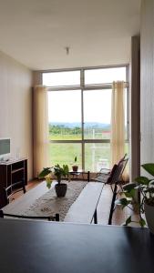 Refugio Custodia 2 vista a montaña