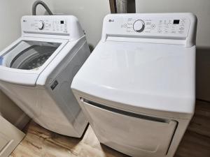 Cozy Private Bachelor Unit King Size bed