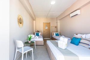 Himara City 52 - Central & Beach Access