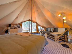 Eucalibrios-Tenda Alecrim