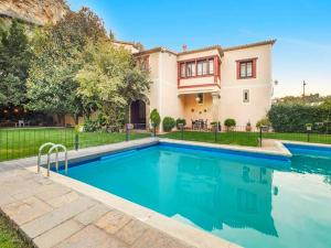 Farmhouse in Anoia near Montserrat