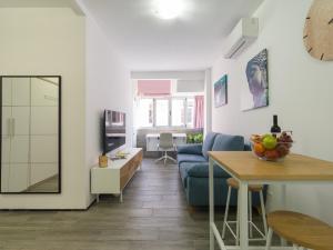 Apartment in Las Palmas near Playa de Las Canteras