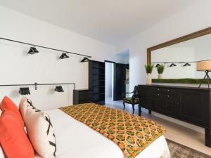 Townhouse in Las Palmas near Playa Alcaravaneras