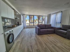 Apartment in Las Palmas by Playa de Las Canteras