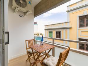 Apartment in Las Palmas near Playa de Las Canteras