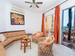 Holiday Home in Bahía Feliz by the Sea