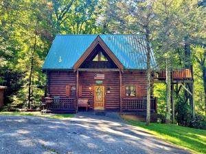 Stunning views!Petfriendly22 with Pool table, Free tickets to Dollywood,Anakeesta,Aquarium &more