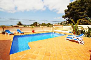 El Chamizo - modern villa with large private pool in Benissa