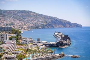 Infinity View by Homie