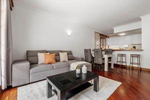 Pestanas Nest by Homie