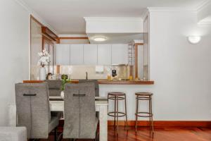 Pestanas Nest by Homie