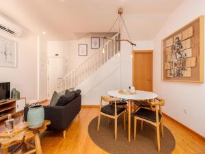 Charming 1-Bedroom Apartment in Oporto