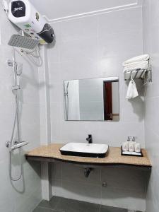 Bảo Yến HOTEL