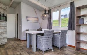 2 Bedroom Lovely Home In Sint-Annaland