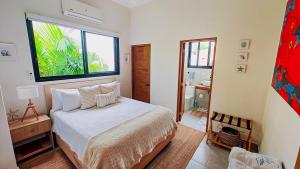 Villa Antonia Spectacular Private Stay with Pool, Just Steps from the Beach, Housekeeping & Kitchen in Exclusive Gated Community