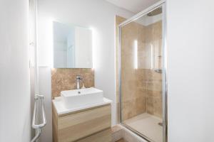 Rare T3 neuf au milieu des pins Parking et Clim