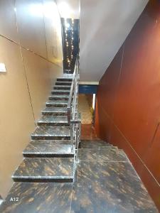 Hotel The Prince Near Gautam Buddha Temple - Wifi and Parking Facilities