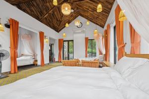 Villa Nhà Ba Gian Hoà Lạc