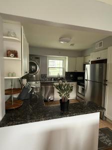 Modern 3BR Spacious & Bright