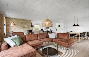 3 Bedroom Cozy Home In Tarm