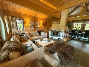 Timber Cabin At Slokuvatn With Two Terraces
