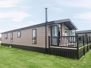 Newport Bridge Lodge - Ukc4066