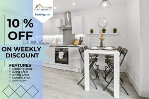 Modern Hemel Hempstead Studio with Parking