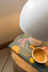 Cool beachside apartment on Jetty Road Brighton