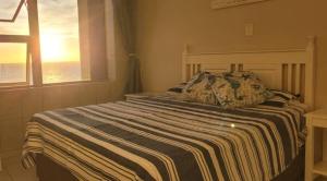 Peacehavens Top Floor Gem 703