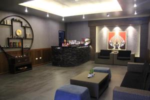 Golden Sam Resort and Restaurant