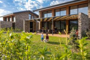 Hypnotic Thermal Villas with private SPA