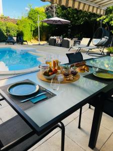 B&B / Chambres d'hotes Le 8 : photos des chambres