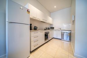 Floral on Frew 2BR Staycation CBD WiFi