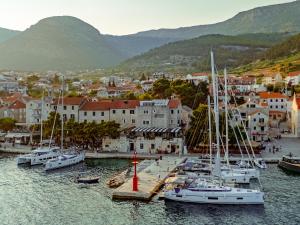 Hotel Kastil - 3hvězdičkové hotely ve městě Bol