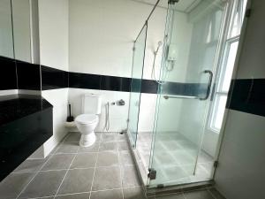 12pax 3-Bedroom l Seaview l Georgetown l Gleneagles l Mansion One