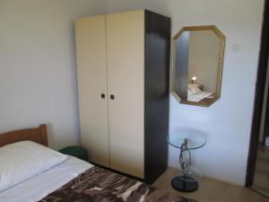 Апартамент Apartments Vrkljan Рабац Хорватiя