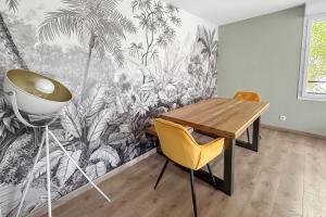 T3 Cosy à Albi avec Terrasse, Piscine & Parking