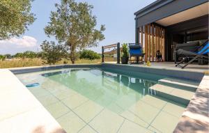 Stunning Home In Tkon